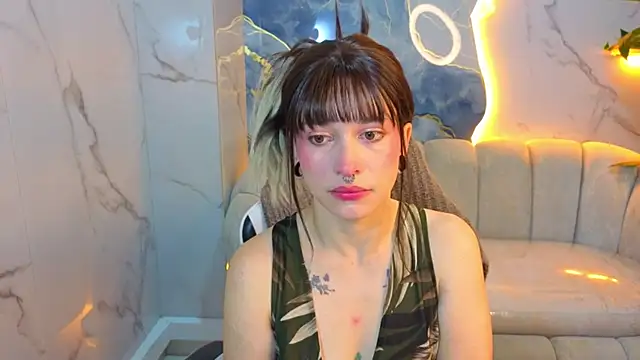 Lily Tx online show from 07-18-26, 12:42