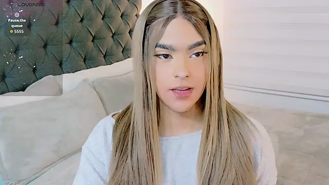 Snapshot of Scarlethvhonparker chatting on 11-29-25, 01:41 Scarlethvhonparker online show from 11-29-25, 01:41