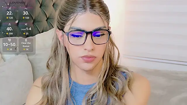 Snapshot of Scarlethvhonparker chatting on 02-11-26, 01:10 Scarlethvhonparker online show from 02-11-26, 01:10