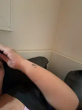 NiaBeurette online show from 07-19-26, 03:49