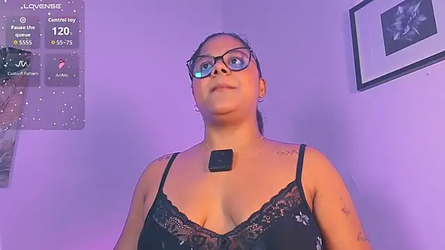 Snapshot of Chelseea_bluey chatting on 07-17-26, 03:13 Chelseea bluey online show from 07-17-26, 03:13