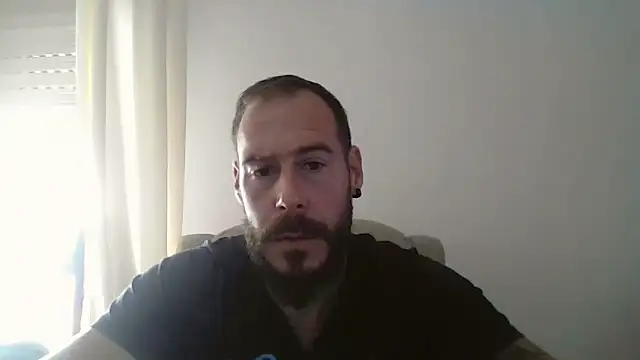 Rubiox92 online show from 06-17-26, 01:23