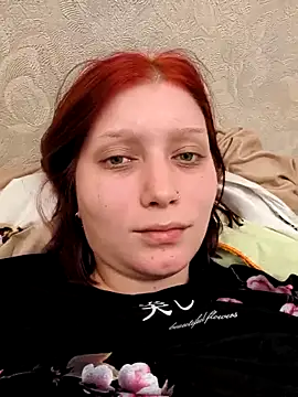 Snapshot of MaryMurr chatting on 06-12-26, 10:08 MaryMurr online show from 06-12-26, 10:08