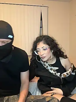 Snapshot of Jules_VonD chatting on 06-15-26, 06:26 Jules VonD online show from 06-15-26, 06:26