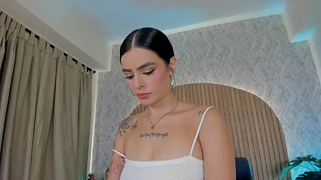 Victoria Blake  online show from 07-29-26, 03:48