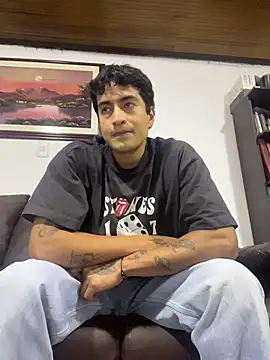 Crisloverrr online show from 07-06-26, 01:35