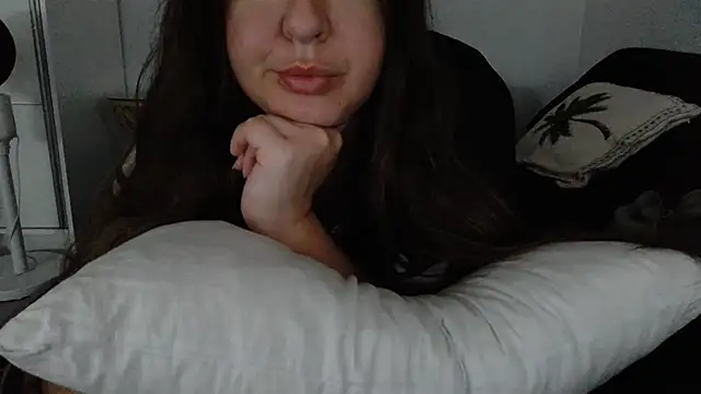 Snapshot of Monia9530 chatting on 07-07-26, 05:54 Monia9530 online show from 07-07-26, 05:54