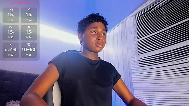 teylor foxx  online show from 06-26-26, 01:59
