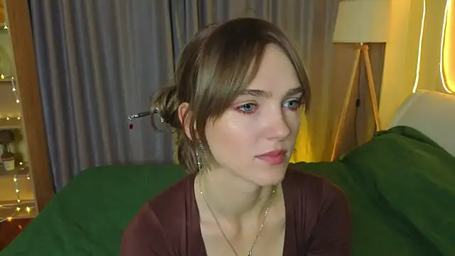 MarielRoloson online show from 07-06-26, 07:16