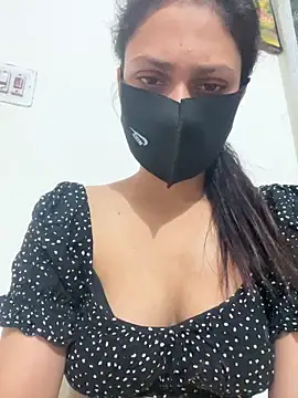 Snapshot of kavyq3791 chatting on 06-15-26, 05:15 kavyq3791 online show from 06-15-26, 05:15