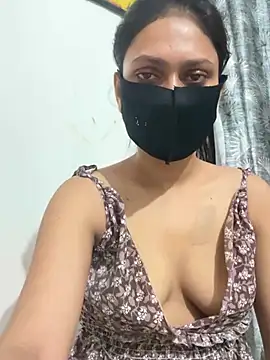 Snapshot of kavyq3791 chatting on 07-25-26, 03:04 kavyq3791 online show from 07-25-26, 03:04