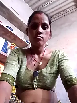 Snapshot of Cut_shiri34 chatting on 06-24-26, 12:15 Cut shiri34 online show from 06-24-26, 12:15