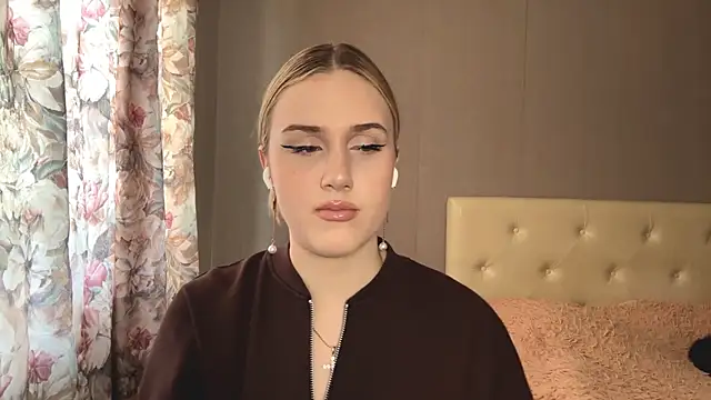 SachikoSpyies online show from 06-16-26, 10:07