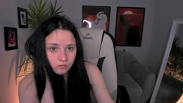 AmeliaRiviera online show from 07-06-26, 06:43
