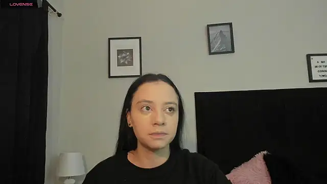 Sara B online show from 06-25-26, 06:01