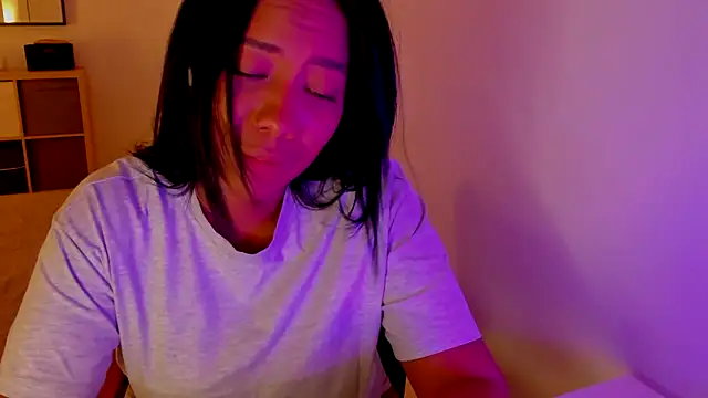 NicolePasqualott online show from 09-21-25, 09:16