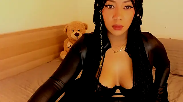 NicolePasqualott online show from 10-30-25, 07:58