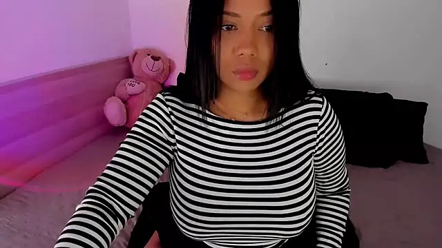 NicolePasqualott online show from 11-21-25, 03:11