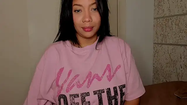 Snapshot of NicolePasqualott chatting on 03-01-26, 08:00 NicolePasqualott online show from 03-01-26, 08:00