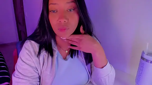 Snapshot of NicolePasqualott chatting on 03-12-26, 09:43 NicolePasqualott online show from 03-12-26, 09:43