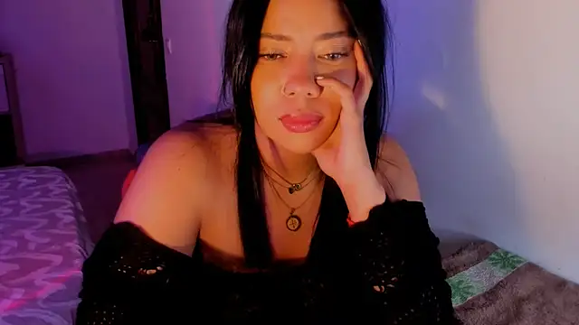 NicolePasqualott online show from 06-19-26, 07:39