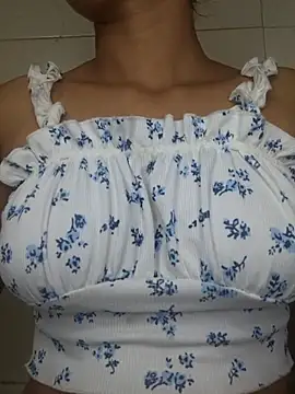 simmi dolls online show from 08-06-26, 10:44