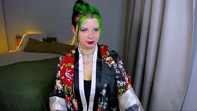 AliceSpencery online show from 06-19-26, 02:54