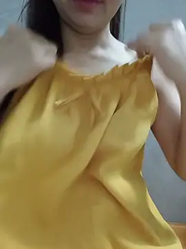 Snapshot of camri-zz chatting on 07-15-26, 11:54 camri-zz online show from 07-15-26, 11:54