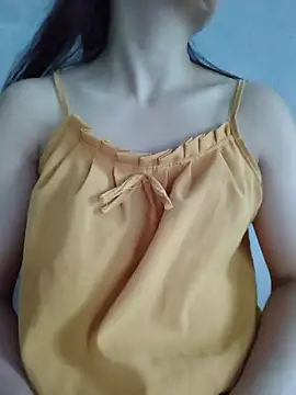 Snapshot of camri-zz chatting on 07-24-26, 09:51 camri-zz online show from 07-24-26, 09:51