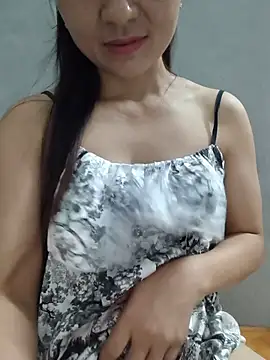 Snapshot of camri-zz chatting on 07-30-26, 11:20 camri-zz online show from 07-30-26, 11:20