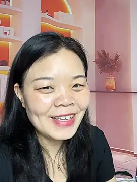 Snapshot of Nuannuan_88 chatting on 06-17-26, 05:32 Nuannuan 88 online show from 06-17-26, 05:32