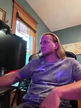 Snapshot of Ragnarrodbrok chatting on 06-15-26, 01:08 Ragnarrodbrok online show from 06-15-26, 01:08