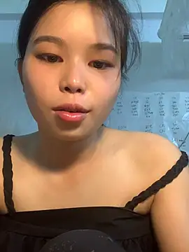 Snapshot of tieuphuong01 chatting on 07-15-26, 06:40 tieuphuong01 online show from 07-15-26, 06:40