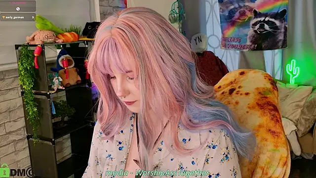 Candy-yeah online show from 07-04-26, 01:12