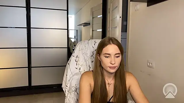 Miss Luna meow online show from 08-01-26, 10:36