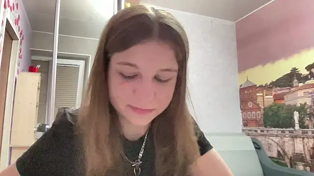 HwaTrippel online show from 06-22-26, 06:05