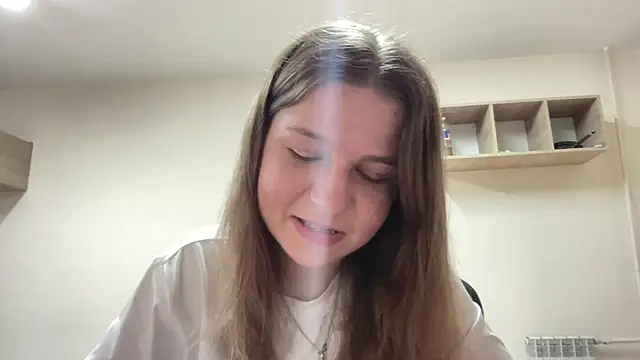 HwaTrippel online show from 06-28-26, 06:03