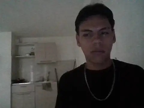 Snapshot of sebas_atractivo chatting on 06-15-26, 10:23 sebas atractivo online show from 06-15-26, 10:23