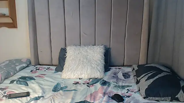 Kimmberly Slut online show from 07-26-26, 06:48