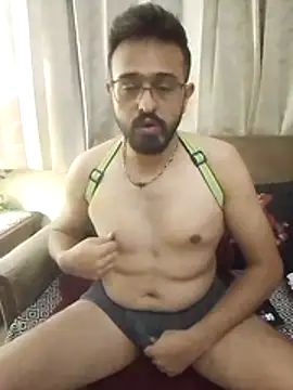 Snapshot of freakkydessi chatting on 07-11-26, 11:28 freakkydessi online show from 07-11-26, 11:28