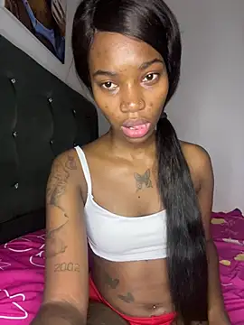 ShakiraThompss18 online show from 07-14-26, 10:54