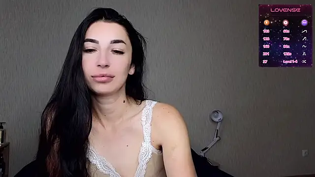 milkiss  kiss online show from 06-18-26, 07:41