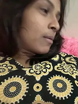 Snapshot of Rani-hot1 chatting on 07-14-26, 04:56 Rani-hot1 online show from 07-14-26, 04:56