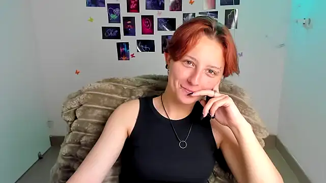 Dilara Kiss  online show from 07-12-26, 05:31