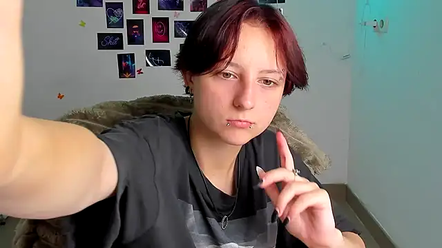 Dilara Kiss  online show from 07-15-26, 05:12