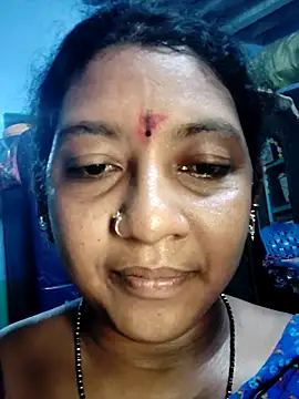 Snapshot of shanthi_telugu99 chatting on 06-17-26, 07:33 shanthi telugu99 online show from 06-17-26, 07:33