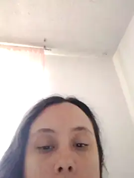Laura 99 online show from 06-25-26, 10:47