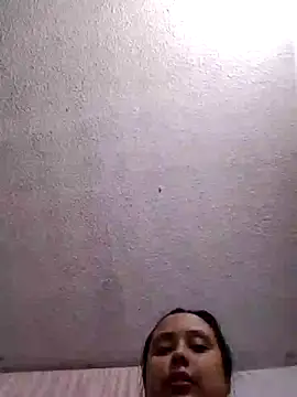 Laura 99 online show from 07-05-26, 03:23