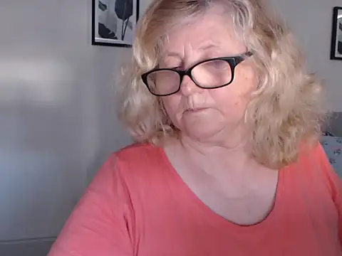Snapshot of NoraMelow chatting on 07-11-26, 07:44 NoraMelow online show from 07-11-26, 07:44
