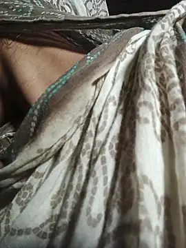 Simran 143 online show from 07-18-26, 04:44